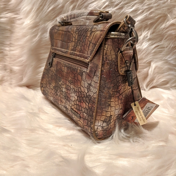 Montana West Long Horn Croc Textured Crossbody - Picture 3 of 5